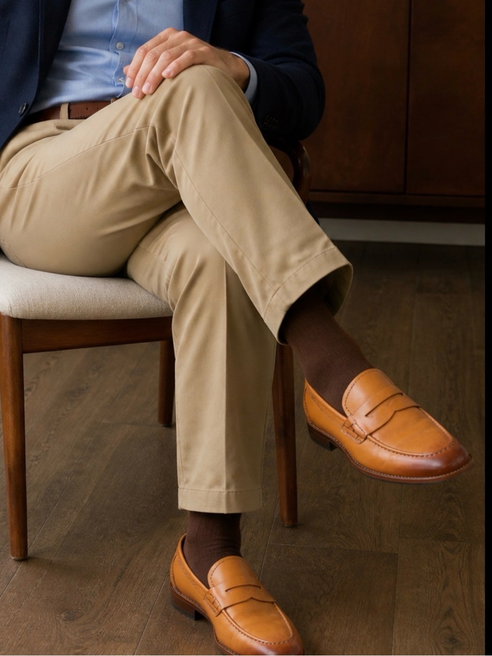 Warfield & Grand Tan Leather Slip-On Loafers